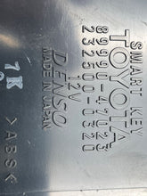 Load image into Gallery viewer, Smart key module Toyota Prius 2006 06 2007 07 2008 08 2009 09 - NW38271
