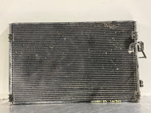 Load image into Gallery viewer, AC CONDENSOR LAND ROVER DISCOVERY 1999 00 01 02 03 04 - NW44110
