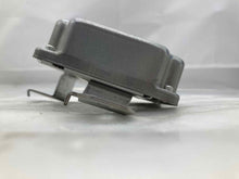 Load image into Gallery viewer, TRANSFER CASE CONTROL MODULE COMPUTER M35 M45 2009 09 2010 10 - NW31510
