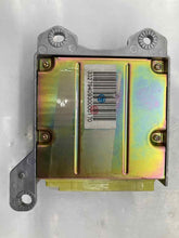 Load image into Gallery viewer, Air Bag Computer Mazda 6 2005 05 - NW33998
