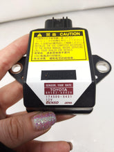 Load image into Gallery viewer, ABS COMPUTER RX350 RX330 Scion XA 2004 04 05 06 07 - 09 - NW38023
