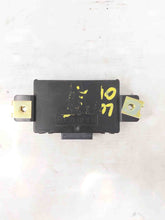 Load image into Gallery viewer, THEFT LOCKING MODULE Audi A4 A6 S4 S6 98 99 00 01 - 03 - NW28258
