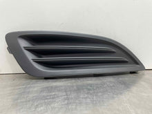 Load image into Gallery viewer, Grille Ford Fiesta 2015 - NW479892
