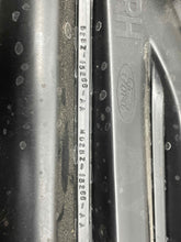Load image into Gallery viewer, Grille Ford Fiesta 2015 - NW479892
