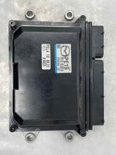 Load image into Gallery viewer, ECU ECM COMPUTER Mazda 3 2014 14 - NW60937
