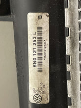 Load image into Gallery viewer, RADIATOR Tiguan 2009 09 2010 10 - NW132675
