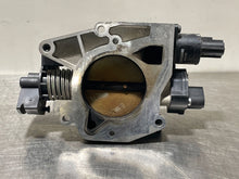 Load image into Gallery viewer, Throttle Body Jeep Liberty 2002 - NW177512
