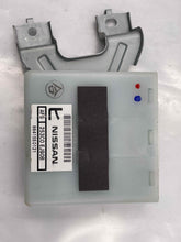 Load image into Gallery viewer, HEADLAMP CONTROL MODULE COMPUTER M35 M45 2009 09 2010 10 - NW31489
