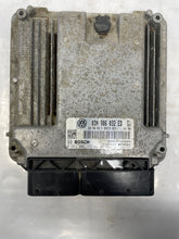 Load image into Gallery viewer, ECU ECM COMPUTER Volkswagen Touareg 2009 09 - NW62936
