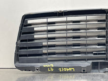 Load image into Gallery viewer, GRILL Mercedes E300D E320 E55 1996 96 1997 97 98 99 - NW98528
