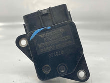 Load image into Gallery viewer, Mass Air Flow Sensor Meter MAF C30 Pickup C70 S40 S60 S80 V40 04-14 - NW5720
