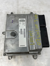 Load image into Gallery viewer, ECU ECM COMPUTER Volvo V40 S40 C30 2007 07 2008 08 2009 09 2010 10 - NW63021

