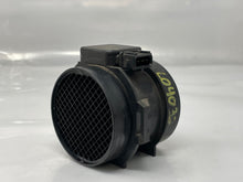 Load image into Gallery viewer, Mass Air Flow Sensor Meter MAF Volvo S60 XC60 2012 12 - NW5723
