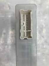 Load image into Gallery viewer, PEDAL POSITION CONTROL MODULE COMPUTER Nissan Murano 03 04 05 06 07 - NW31922
