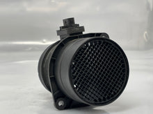 Load image into Gallery viewer, Mass Air Flow Sensor Meter MAF A3 S4 Beetle Golf Golf GTI Jetta 10-16 - NW5674
