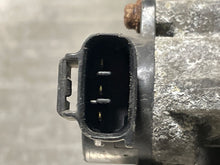 Load image into Gallery viewer, THROTTLE BODY Lexus RX300 1999 99 2000 00 2001 01 02 03 - NW178246
