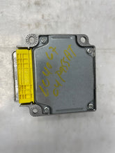 Load image into Gallery viewer, Air Bag computer Passat 2004 04 2005 05 - NW38787
