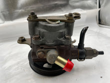 Load image into Gallery viewer, POWER STEERING PUMP Lexus RX300 99 00 01 02 03 - NW163619
