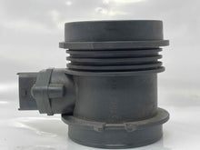 Load image into Gallery viewer, Mass Air Flow Sensor Meter MAF Santa Fe XG350 Amanti Sedona Sorento 02-06 - NW5047
