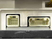Load image into Gallery viewer, Info-Gps Screen  LEXUS HS250H 2010 - NW105478
