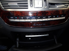 Load image into Gallery viewer, FRONT TEMPERATURE CONTROLS S400 S450 Cdn S550 S600 S63 S65 07-11 - NW101043
