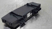 Load image into Gallery viewer, FRONT TEMPERATURE CONTROLS S400 S450 Cdn S550 S600 S63 S65 07-11 - NW101043
