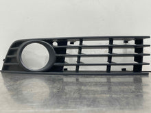 Load image into Gallery viewer, GRILLE Audi A4 2002 02 2003 03 2004 04 2005 05 Left - NW97996
