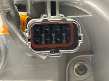 Load image into Gallery viewer, OUTER TAIL LIGHT LAMP Kia Sorento 2011 11 2012 12 2013 13 Left - NW181434

