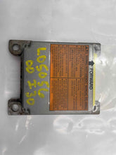 Load image into Gallery viewer, AIR BAG COMPUTER Nissan Maxima Infiniti I30 2000 00 - NW31359
