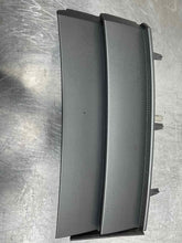 Load image into Gallery viewer, FENDER Range Rover 2003 03 2004 04 2005 05 Right - NW76922
