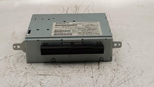 Load image into Gallery viewer, RADIO Volvo XC90 2007 07 2008 08 2009 09  AM FM CD - NW140674
