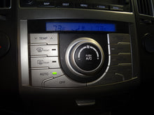 Load image into Gallery viewer, Temperature Controls Hyundai Veracruz 2010 - NW100380
