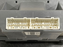 Load image into Gallery viewer, Temperature Controls Hyundai Veracruz 2010 - NW100380
