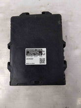 Load image into Gallery viewer, TRANSMISSION CONTROL MODULE COMPUTER CT200H Prius Prius V 11-12 - NW38308
