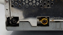 Load image into Gallery viewer, Radio  MERCEDES E-CLASS 2005 - NW7452
