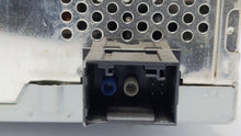 Load image into Gallery viewer, Radio  MERCEDES E-CLASS 2005 - NW7452

