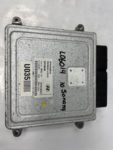 Load image into Gallery viewer, ECU ECM COMPUTER Hyundai Sonata 2009 09 2010 10 Auto - NW60174
