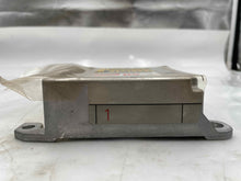Load image into Gallery viewer, Air bag computer Camry 2002 02 2003 03 - NW38136
