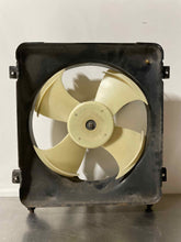 Load image into Gallery viewer, CONDENSER FAN ASSEMBLY HONDA CIVIC 99 00 - NW64010
