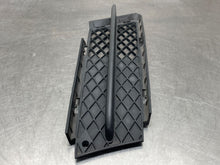 Load image into Gallery viewer, GRILLE BMW 325ci 325i 328i 330ci 330i 330xi 335i 06 07 08 Right - NW98087
