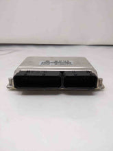Load image into Gallery viewer, ECU ECM COMPUTER VW Passat 2004 04 2005 05 1.8 - NW62845
