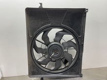 Load image into Gallery viewer, RADIATOR FAN ASSEMBLY Hyundai Sonata 2006 06 2007 07 2008 08 2009 09 3.3L - NW63936
