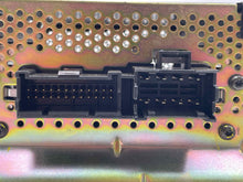 Load image into Gallery viewer, AMPLIFIER Nissan Altima 2005 05 2006 06 - NW136891

