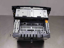 Load image into Gallery viewer, Radio Mazda 3 2006 - NW138336
