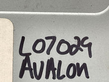 Load image into Gallery viewer, RADIO Toyota Avalon 2005 05 2006 06 2007 07 - NW139846
