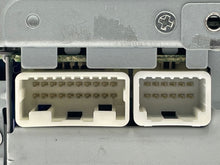 Load image into Gallery viewer, RADIO Toyota Avalon 2005 05 2006 06 2007 07 - NW139846
