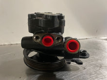 Load image into Gallery viewer, POWER STEERING PUMP INFINITI I30 MAXIMA 95 96 97 - 04 - NW163325
