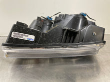 Load image into Gallery viewer, Headlight Lamp Assembly Dodge 300C 2009 - NW101892
