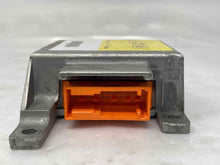 Load image into Gallery viewer, AIR BAG COMPUTER Land Rover Discovery 99 00 01 02 03 04 - NW36909

