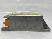 Load image into Gallery viewer, AIR BAG COMPUTER Land Rover Discovery 99 00 01 02 03 04 - NW36909
